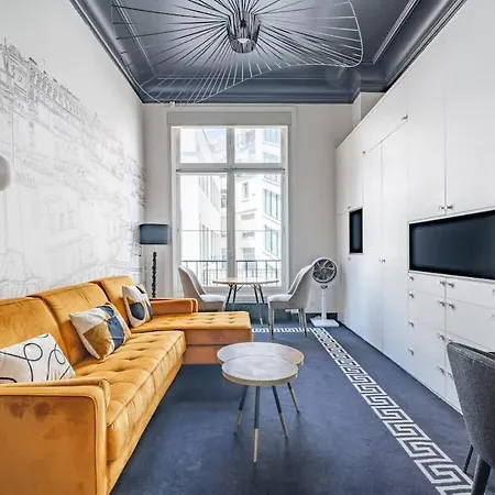 Apartment Duplex Haussmannien - Parc Monceau 75008 - 4p *
