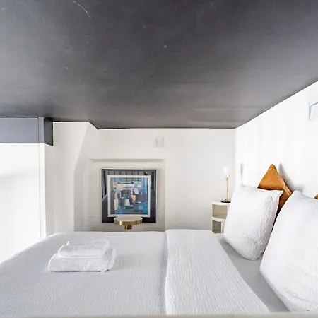Duplex Haussmannien - Parc Monceau 75008 - 4p شقة *